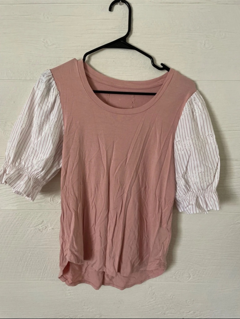 Dusty Pink Knit Top with White Puff Sleeves